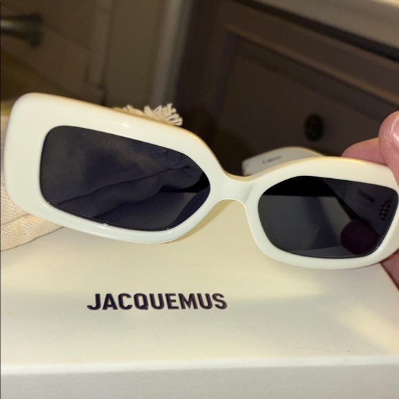 Jacquemus Accessories - Jacquemus Cream Rectangular Sunglasses